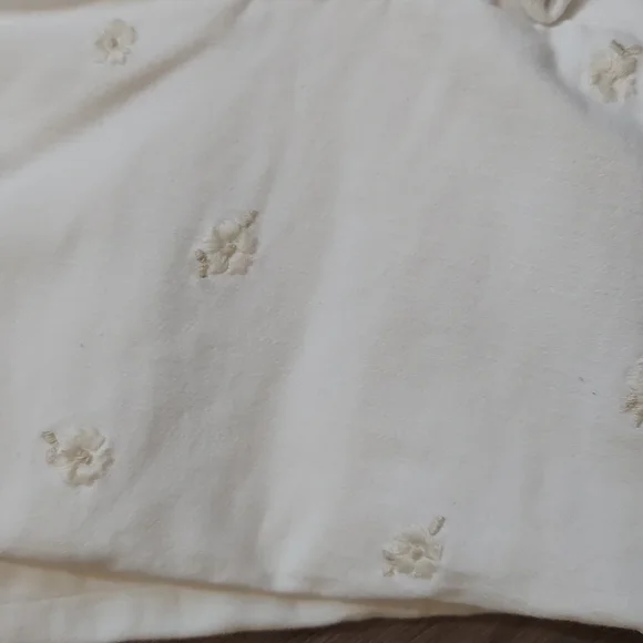 Abercrombie & Fitch White And Cream High-Rise Jeans - Picture 4 of 7